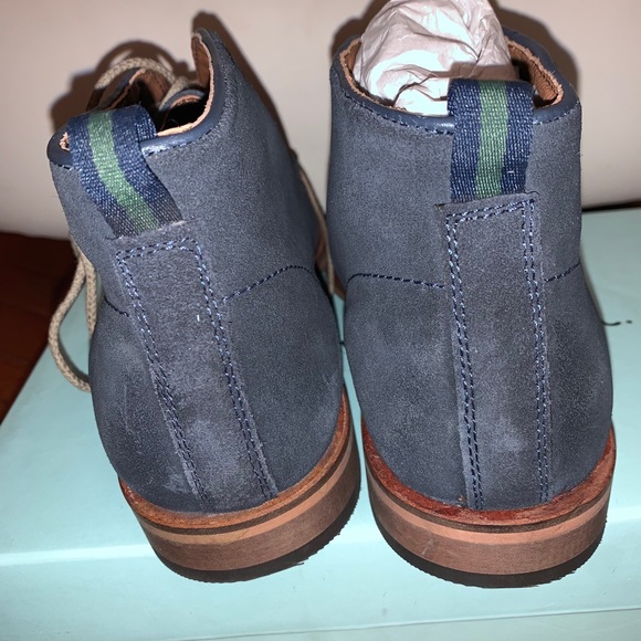 Perfect suede boots - Picture 3 of 10